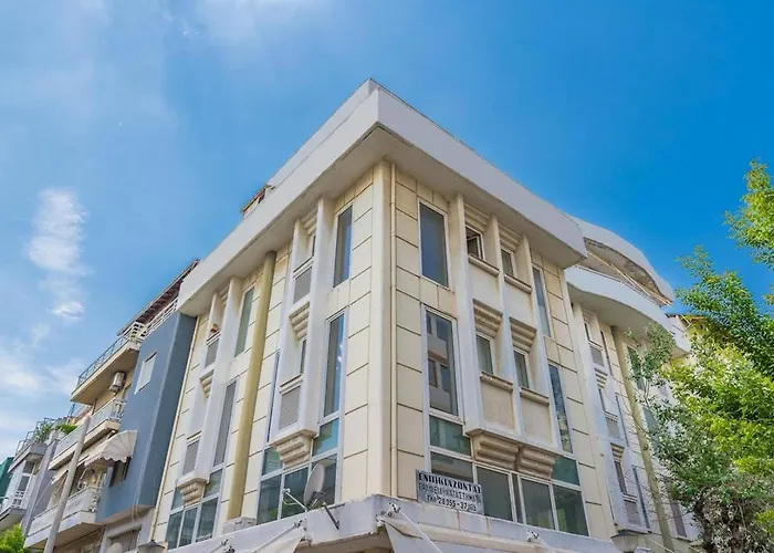 Sergios Apartments 4